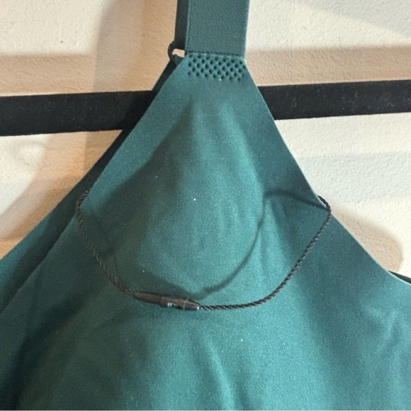 KNIX Sz L Camisole Emerald Green Adjustable Straps Padded Cups NEW WITHOUT TAG - Picture 2 of 7